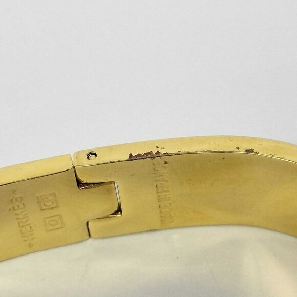 Authentic Hermès Clic Clac H Bracelet - Gold with Red Enamel, Size PM - Picture 3 of 6